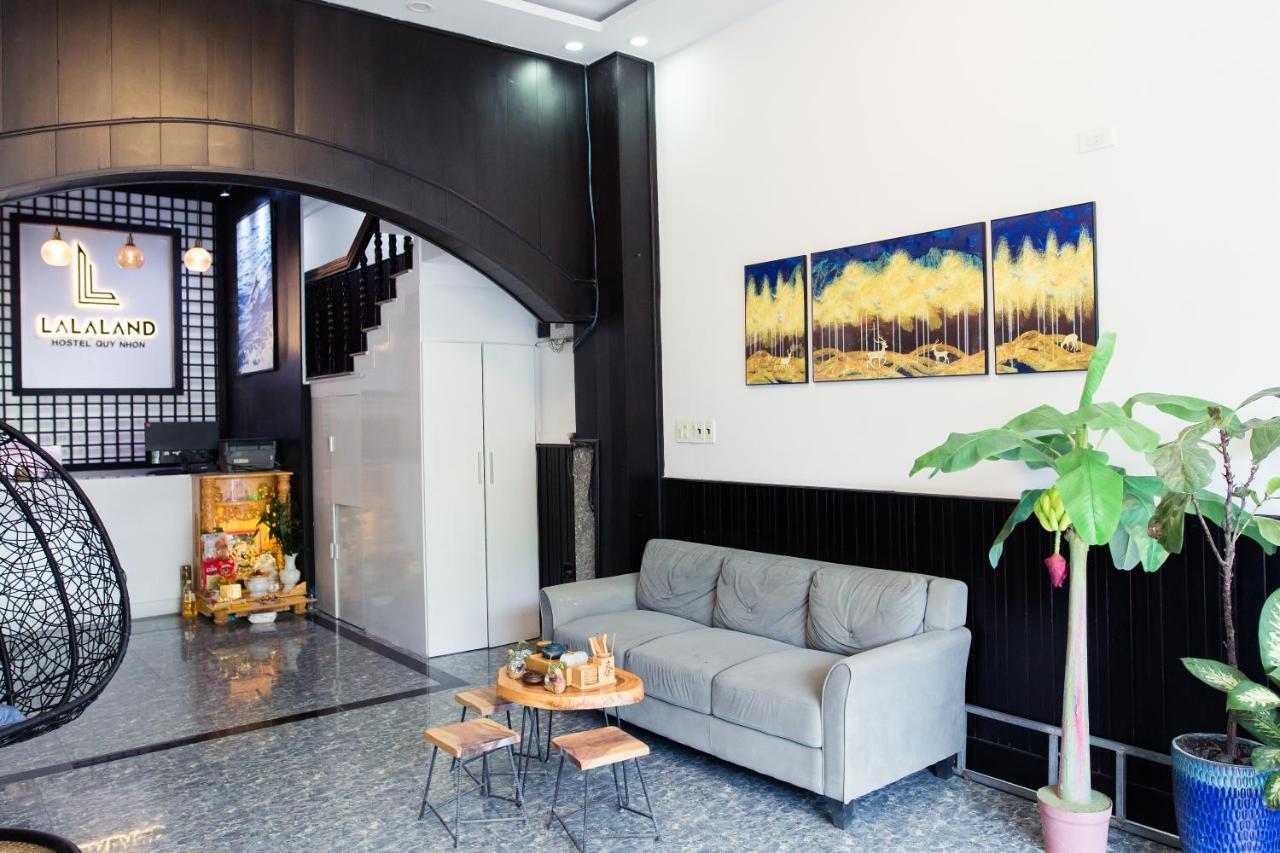 Lalaland Hostel 퀴논 외부 사진