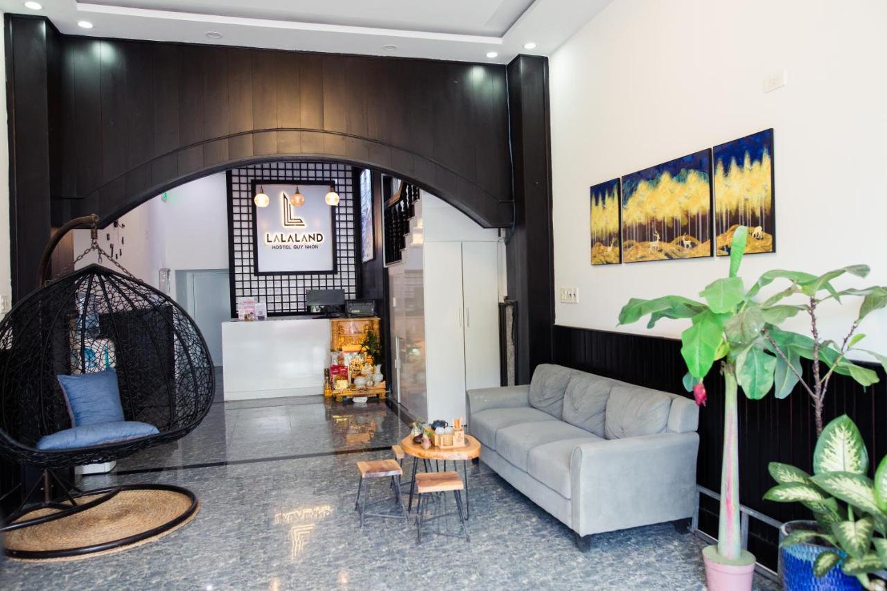 Lalaland Hostel 퀴논 외부 사진