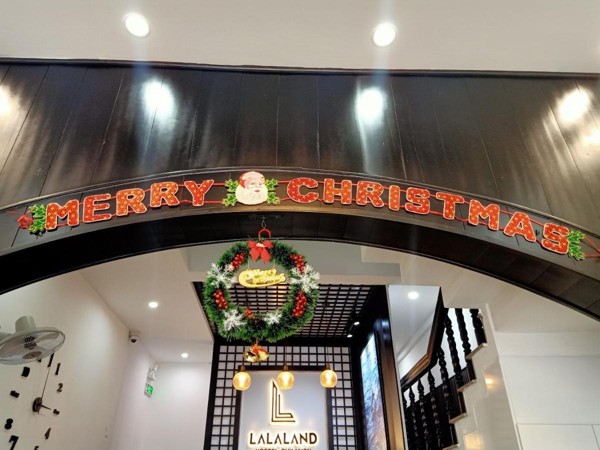 Lalaland Hostel 퀴논 외부 사진